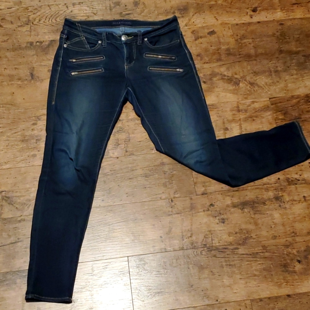 Rock & Republic Zippered Skinny Jeans